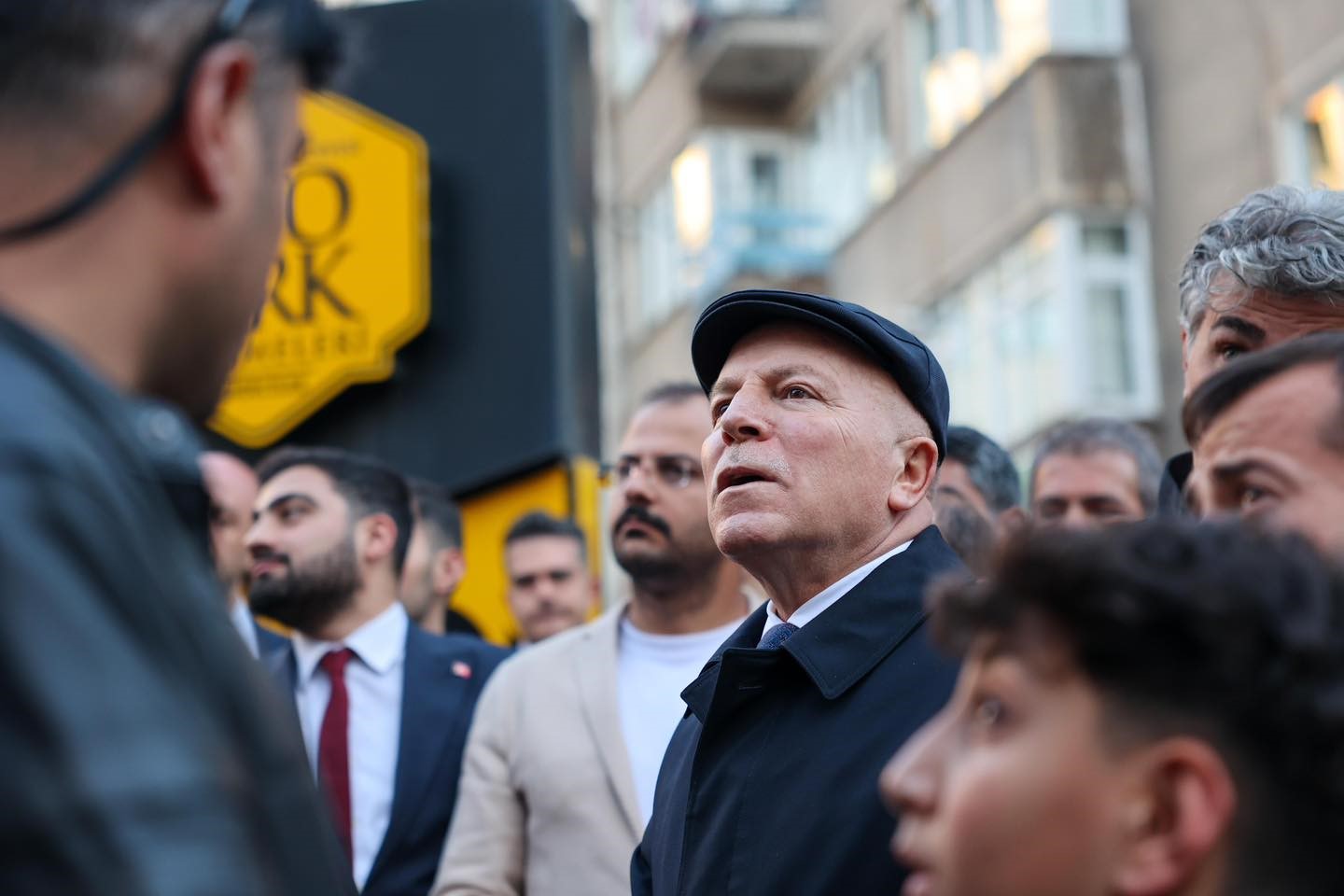 Başkan Sekmen Vatandaşla Buluştu: “Görüşler Yol Haritamızdır”