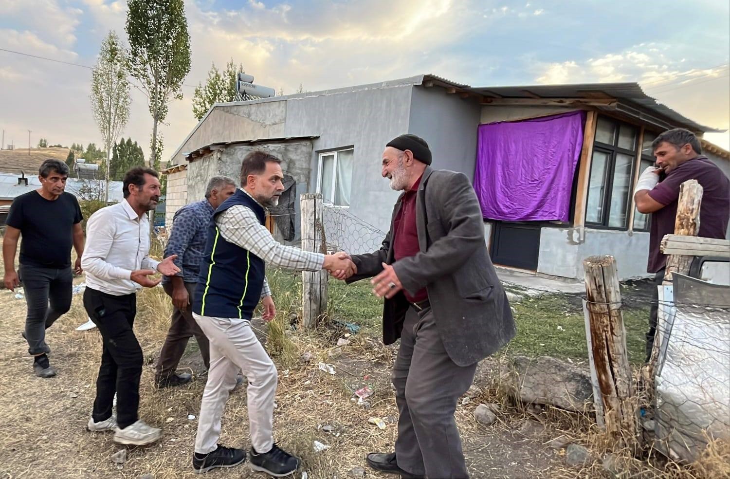 Başkan Mahmut Uçar: “Kırmızıtaş Köyü’ndeki Yaraları Birlikte Saracağız”