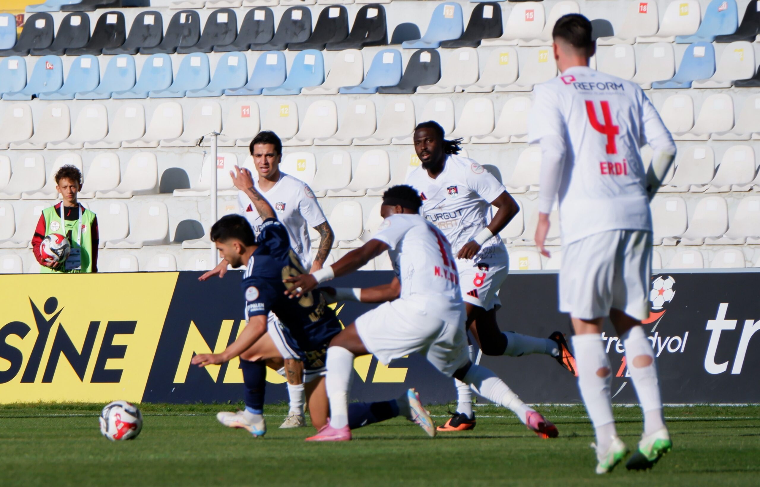 Serkan Özbalta: “Taraftardan Destek Bekliyoruz, Sonuç İçin Üzgünüz”