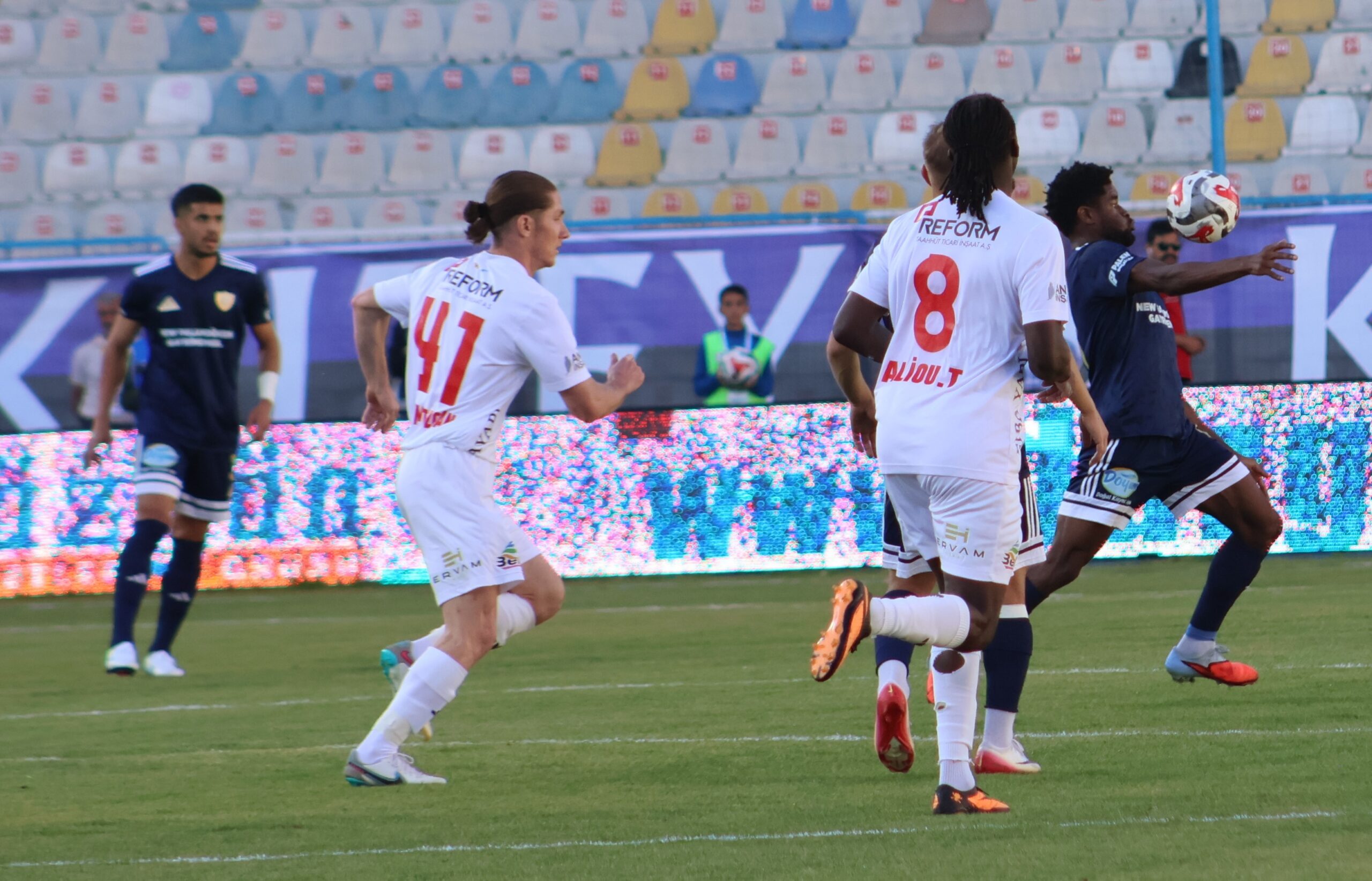Erzurumspor FK ile Vanspor FK, Kazım Karabekir’de yenişemedi: 1-1