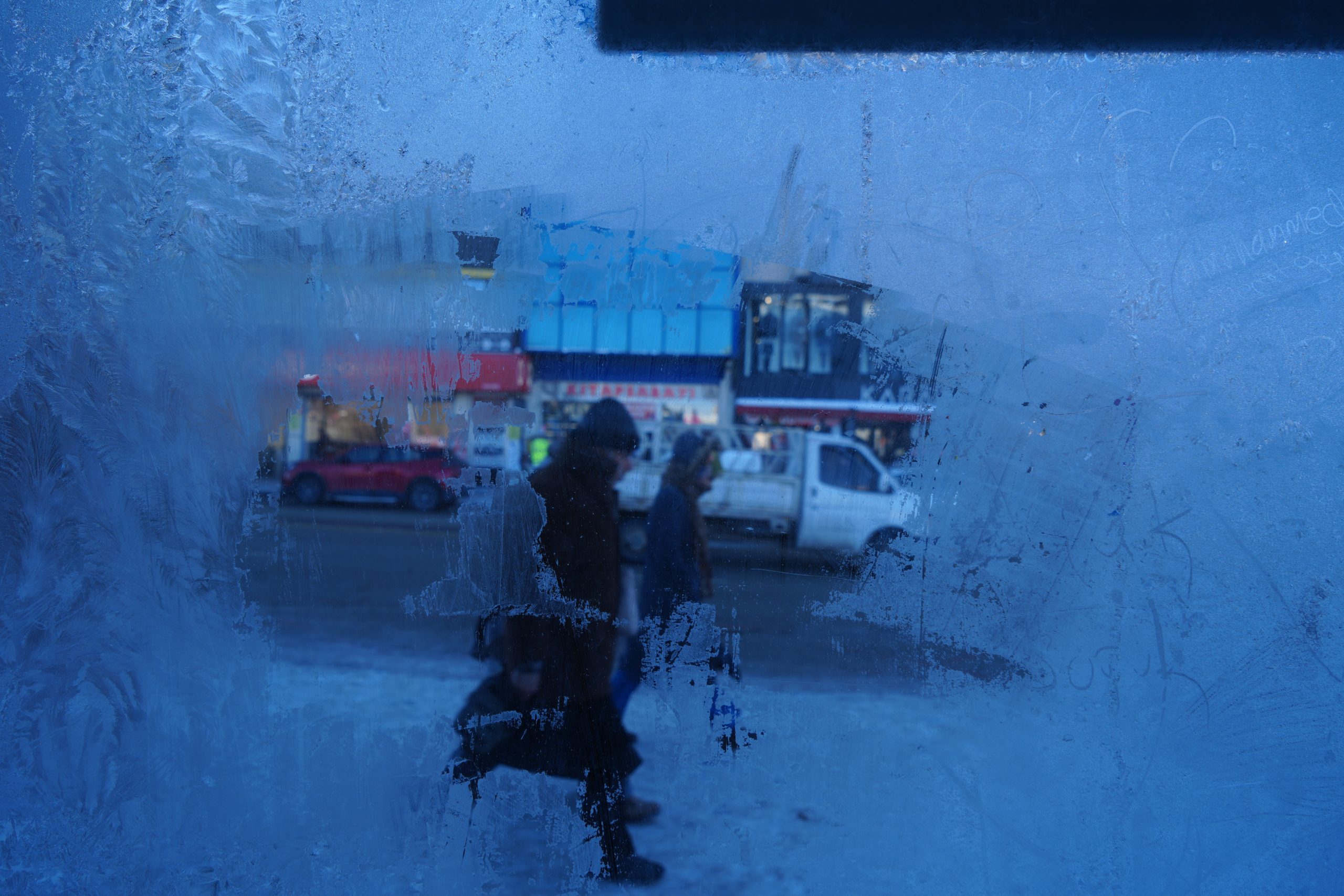 ERZURUM’DA DONDURUCU SOĞUK HAVA ETKİSİ SÜRÜYOR