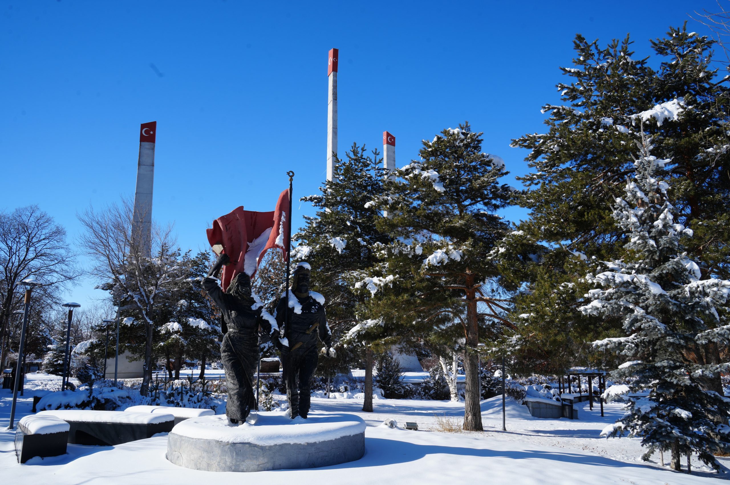 Erzurum ve Çevresi İçin Kuvvetli Kar, Fırtına ve Çığ Uyarısı