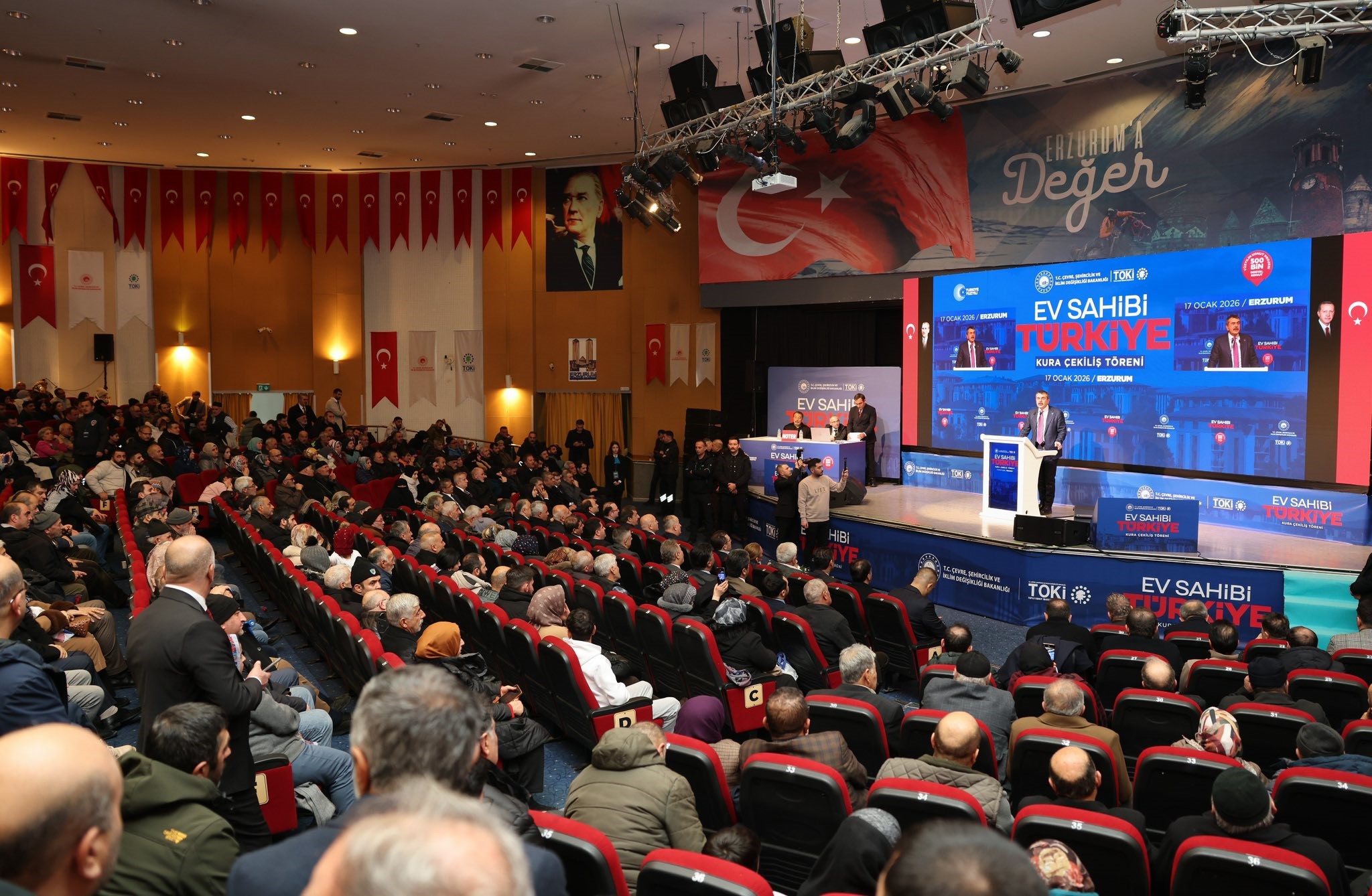 Erzurum’da 4 Bin 905 Sosyal Konutun Hak Sahipleri Kura ile Belirlendi