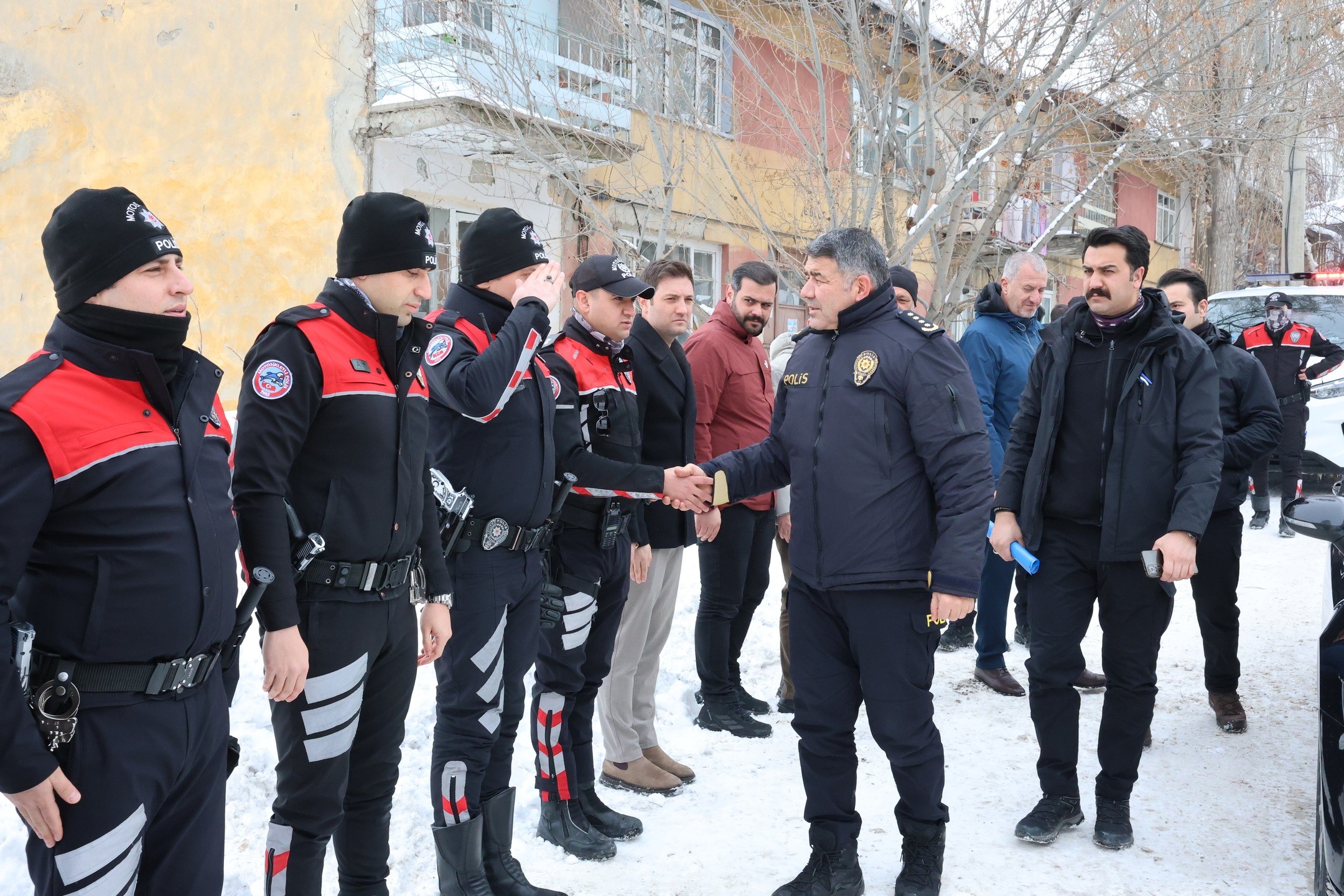 Erzurum’da Metruk Binalara Yıkım: Emniyetten Suça Geçit Yok