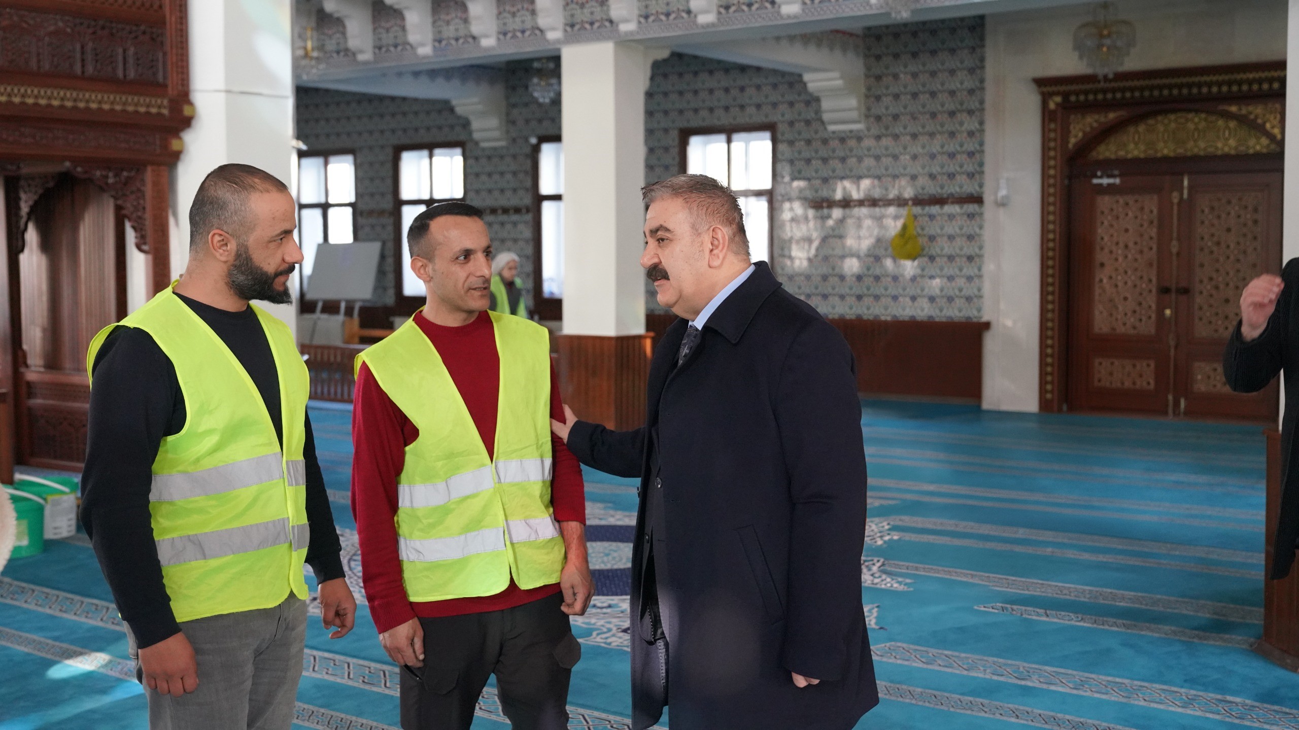 Palandöken Belediyesi’nden Camilerde Ramazan Mesaisi