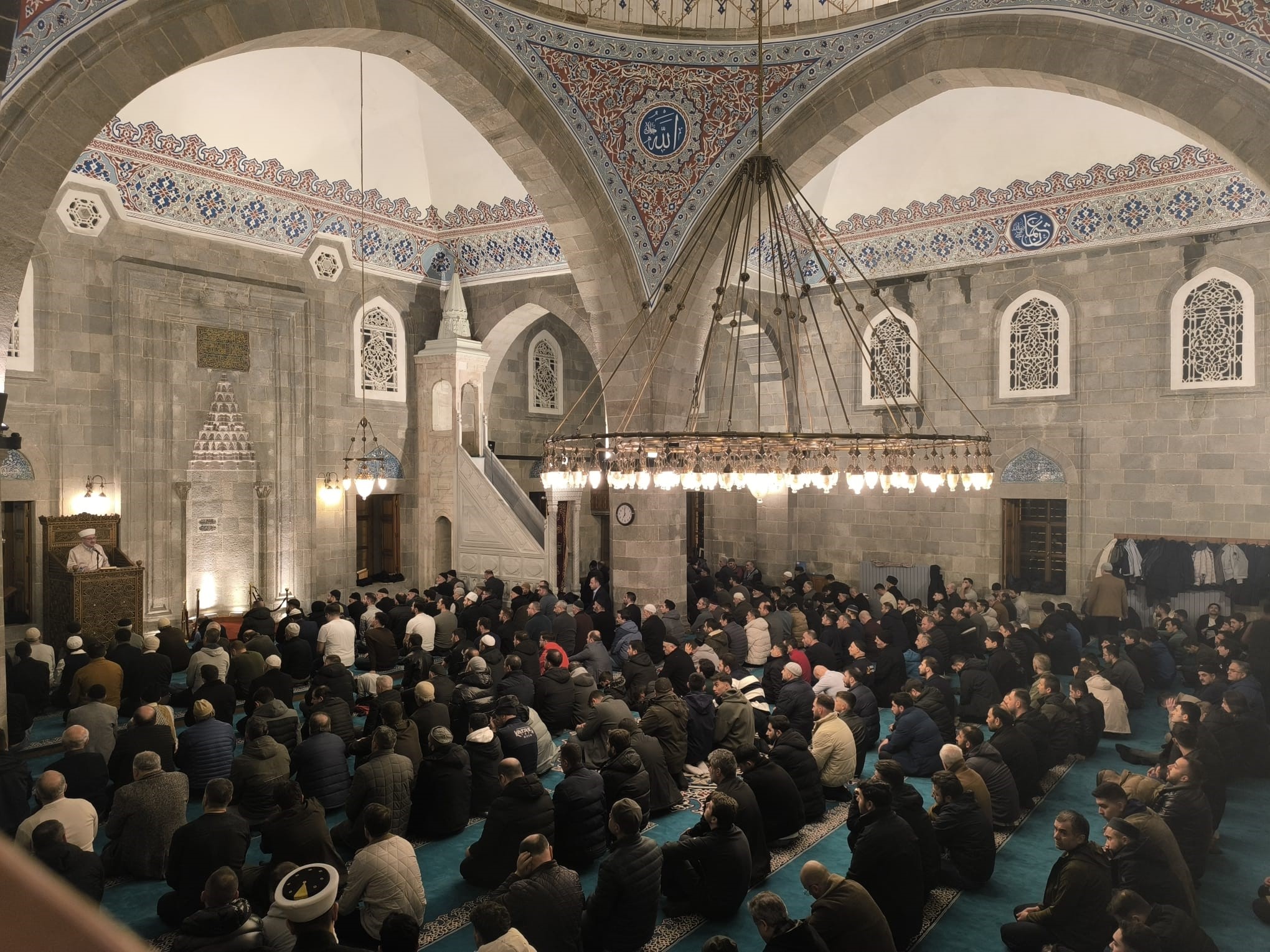Erzurum’da Berat Kandili Huşu İçinde İdrak Edildi