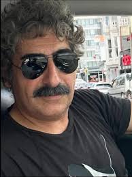 Tiyatrodan Televizyona: Hacı Ali Konuk’un Renkli Kariyeri”