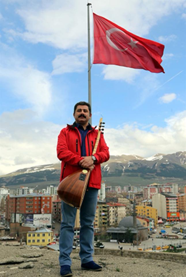 Erzurum’un Sıcak Sazı: Nurullah Akçayır’dan Türküye Coşku Dolu Yolculuk