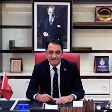 Horasanlı Doktorun İstanbul’daki Sağlık ve Siyaset Yolculuğu