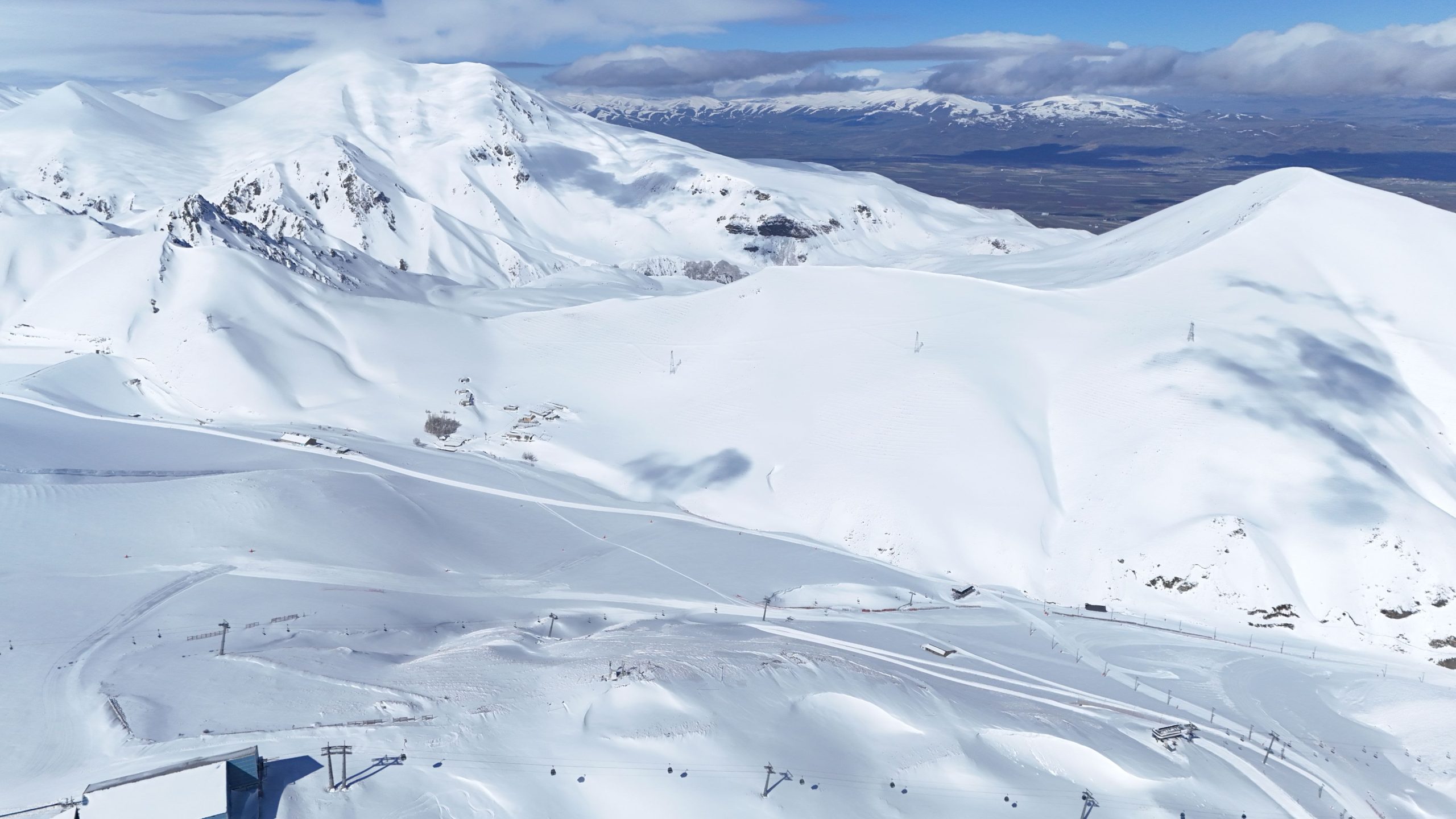 Palandöken’de Kayak Sezonu Nisan Sonunda Hâlâ Devam Ediyor