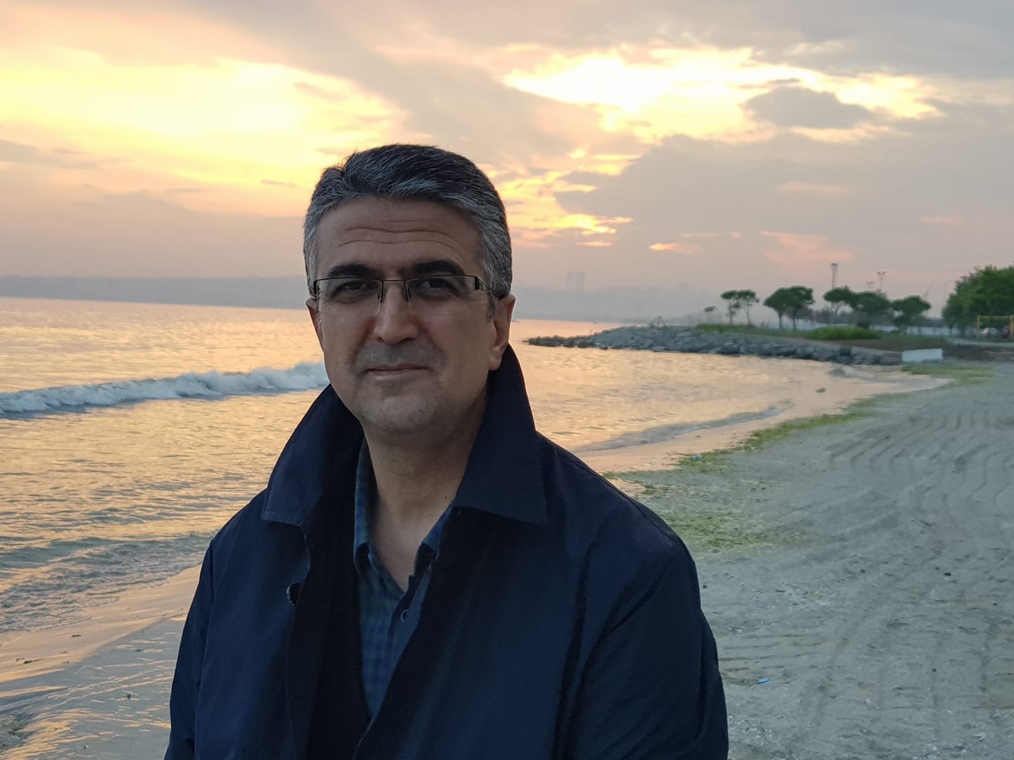 Kamil Aydın: Akademiden Meclise Uzanan Bir Kariyer Yolculuğu