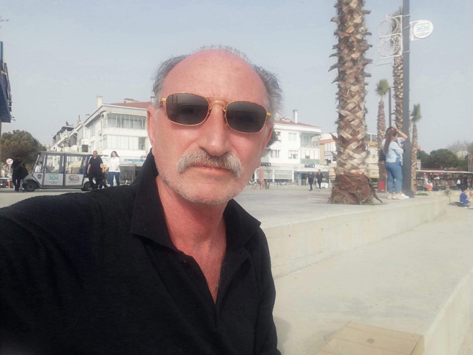Magazin Dünyasının Tecrübeli İsmi: Demirhan Hararlı