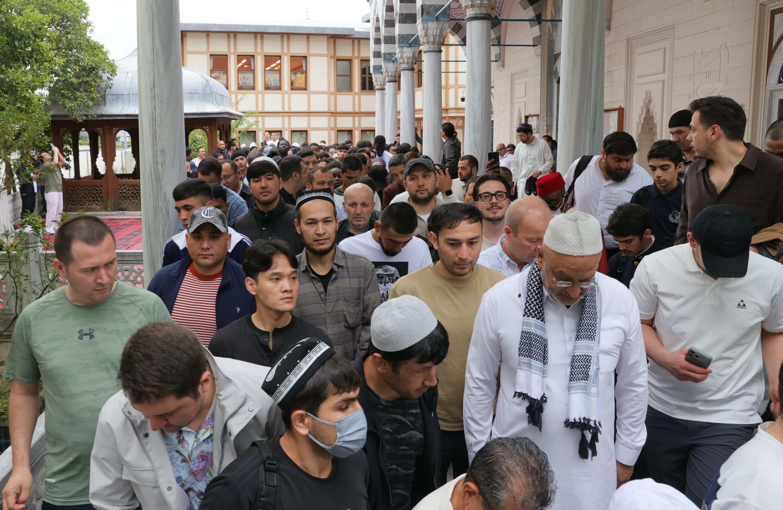 Tokyo Camii’nde Kurban Bayramı Coşkusu: Bayram Namazı 3 Kez Kılındı