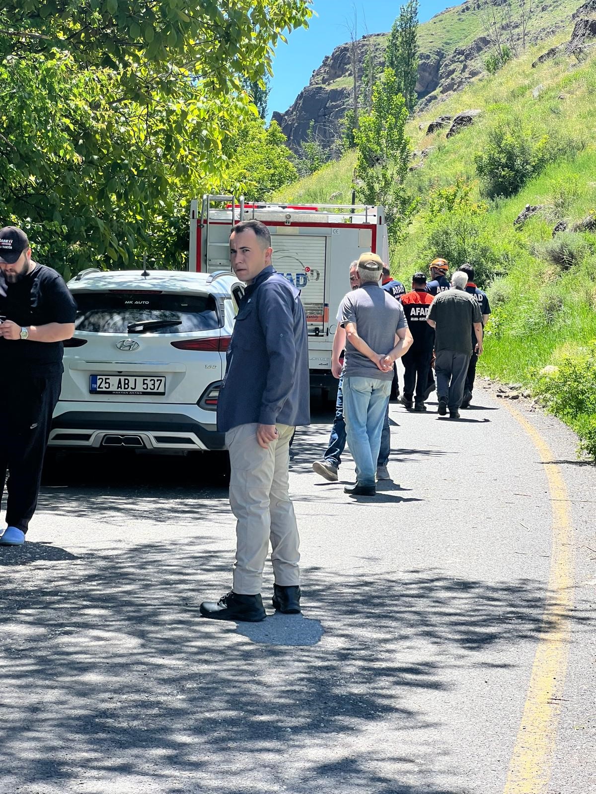 Köprüde Barfiks Çekerken Dereye Düştü: 24 Yaşındaki Genç Hayatını Kaybetti