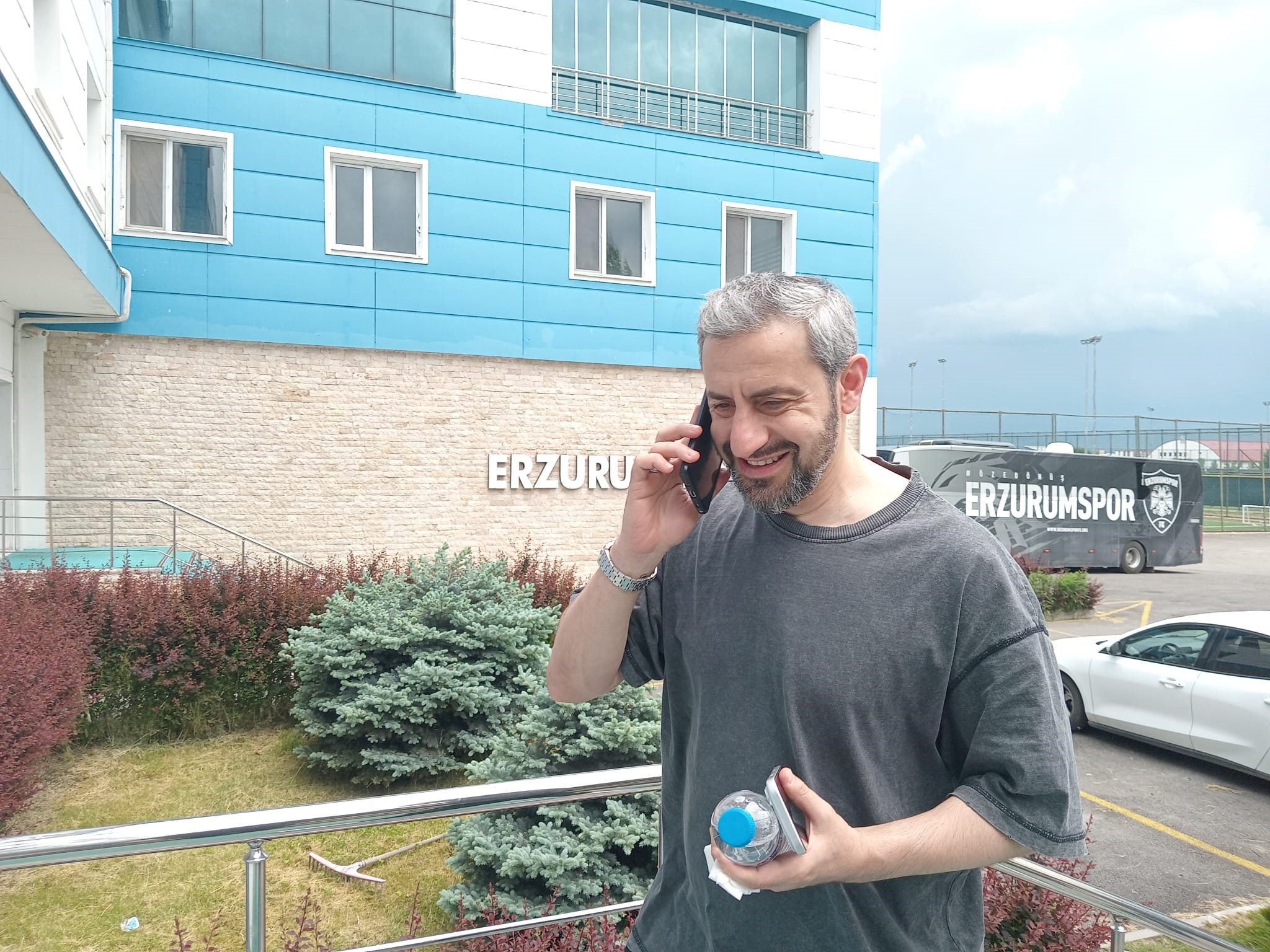 Süper Lig’e yükselen Erzurum temsilcisinde teknik direktör Serkan Özbalta’nın geleceği netleşiyor