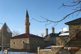 Asırlara Meydan Okuyan Emir Şeyh Türbesi, Erzurum’un Manevi Mirasını Yaşatıyor