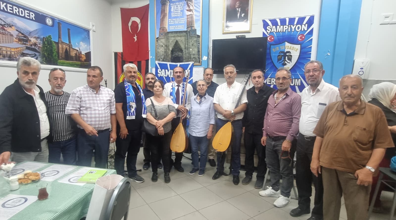 ESKİŞEHİR’DE DADAŞLAR ESKERDER ÇATISI ALTINDA BULUŞTU