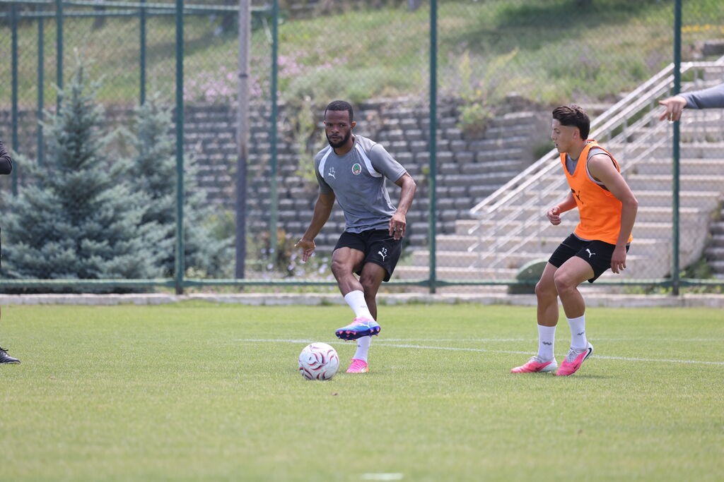 Alanyaspor, Erzurum Kampında İkinci Etap Hazırlıklarına Başladı