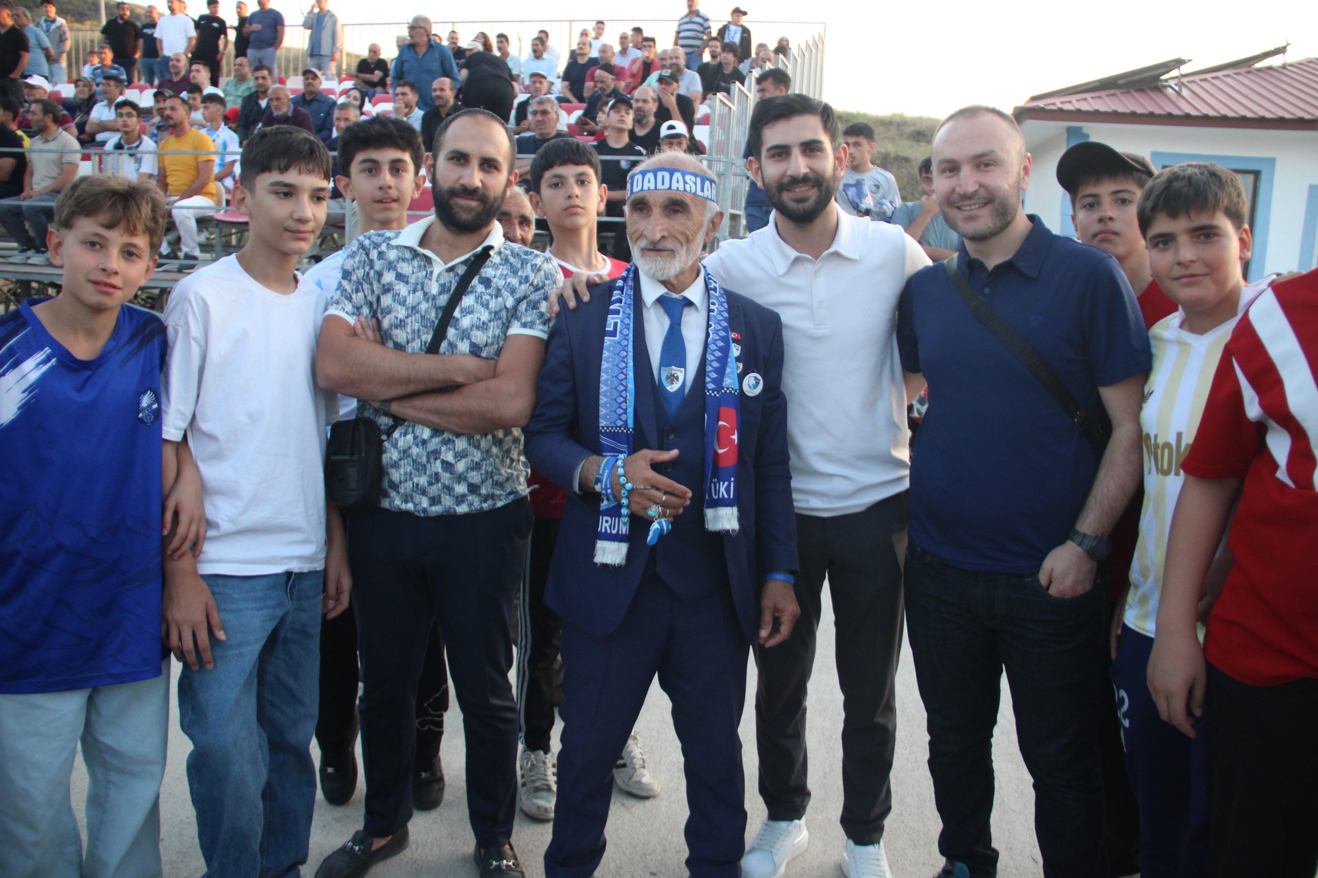 46 Yıllık Sevda: Erzurumspor’un Dede’si Kalbini Mavi-Beyaza Adadı