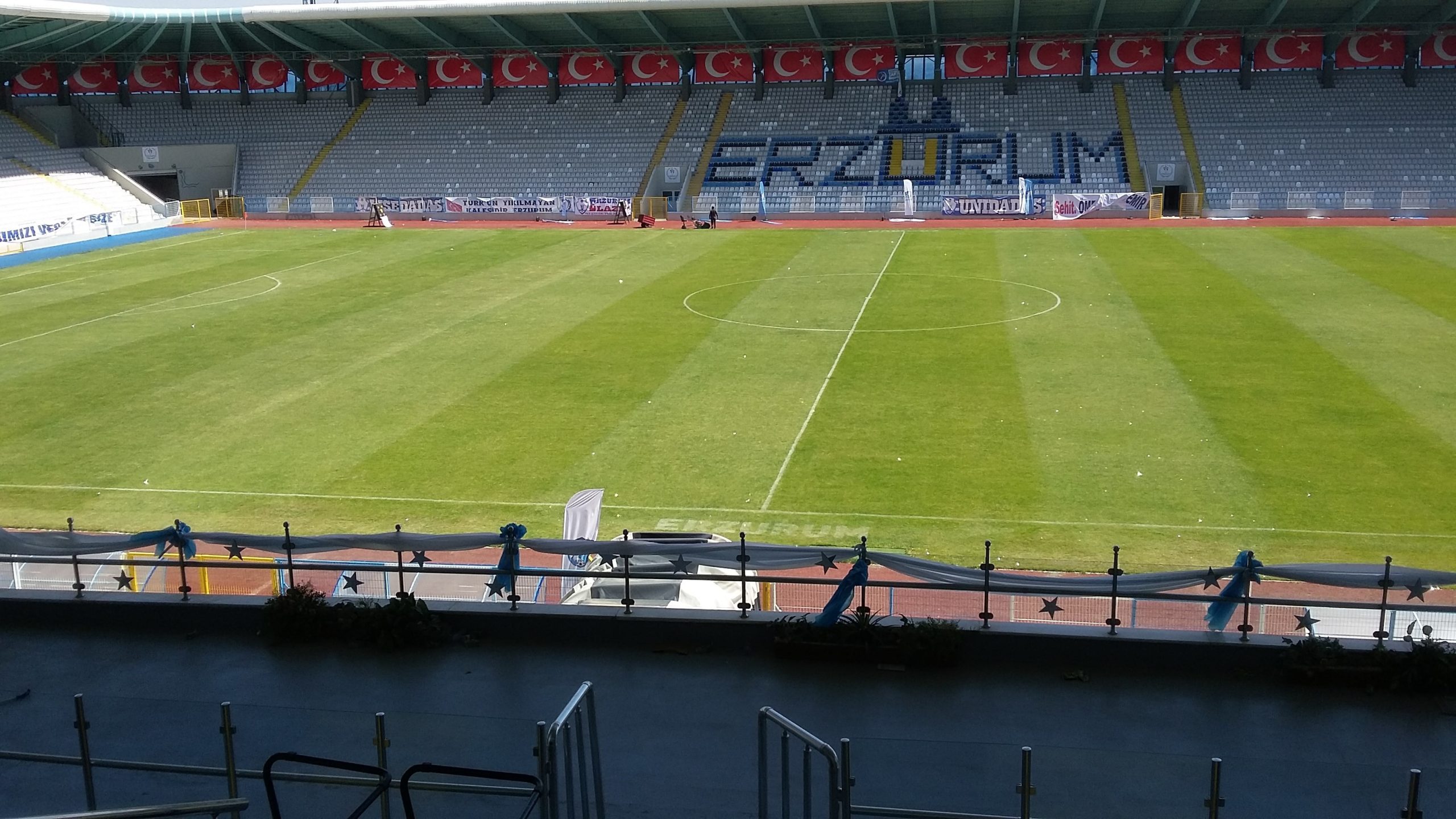 Beş sezon sonra tam kapasite müjdesi! Erzurumspor FK’dan teşekkür ve taraftara çağrı