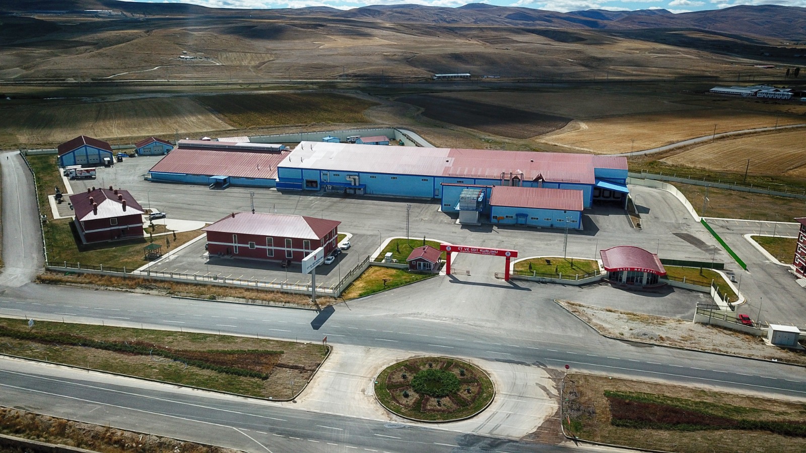 Sekmen: Erzurum’u her alanda zirveye taşıyacak projeleri hayata geçiriyoruz