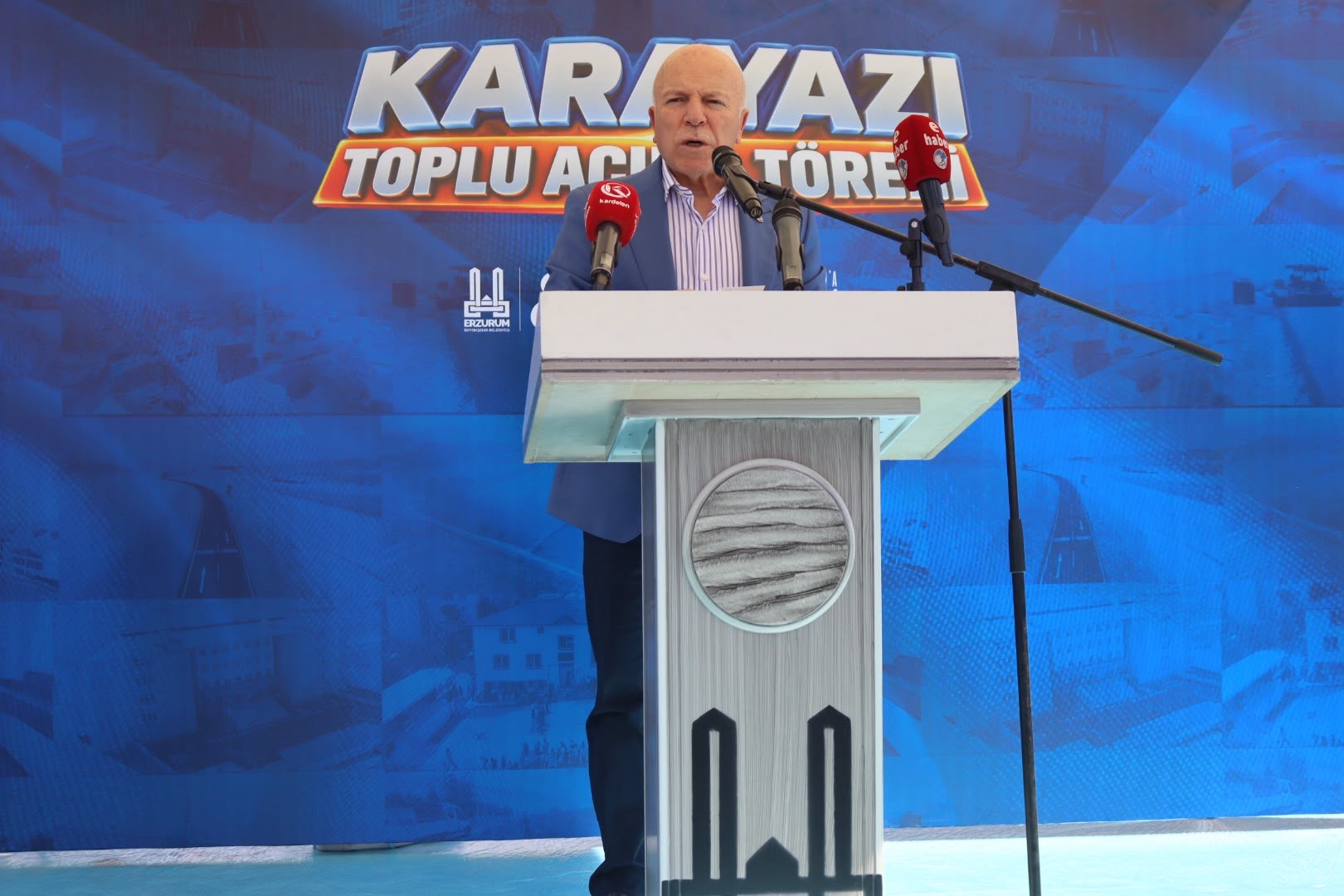 Karayazı’da Köy Yolları ve İçme Suyu Projeleri Hizmete Girdi