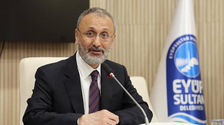Eyüpsultan Belediyesi Soruşturmasında Başkan Mithat Bülent Özmen Tutuklandı